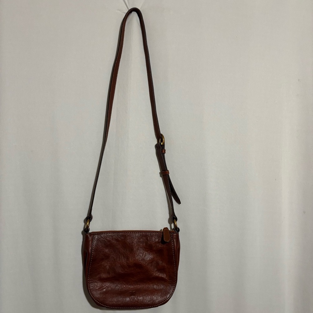 Frye llana Harness Leather Small Saddle Bag
Crossbody Brown Cognac - Picture 3 of 10